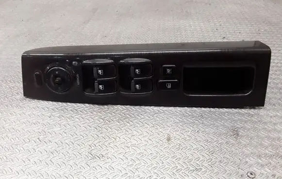 KIA Sorento Electric window control switch