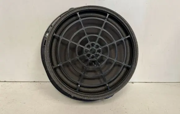 Audi A5 Front door speaker A019089