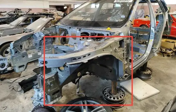 Volvo XC60 Front side member 32216502 32318558