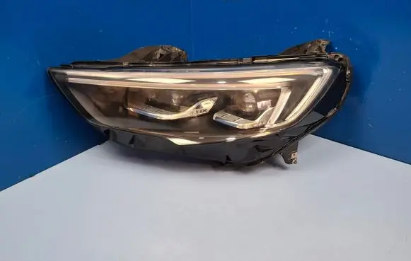 Opel Insignia B Headlight/headlamp 39195645 300474909