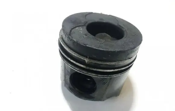 Piston
