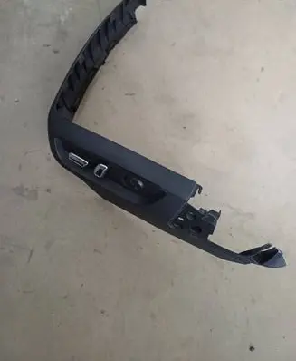 Audi Q7 4L Front door seat control surround trim 4L0881325C 8339732 8347256