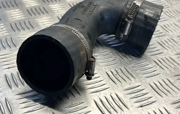 Volvo XC60 Intercooler hose/pipe 30751920