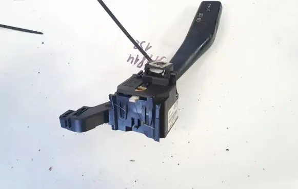 Skoda Octavia Mk2 (1Z) Indicator stalk 1k0953513 01103500