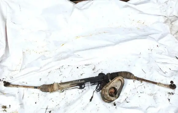 Ford Mondeo Mk III Steering rack LHD