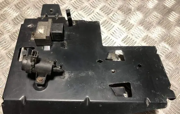 Renault Trafic II (X83) Battery tray 8200174083 2086 91168603