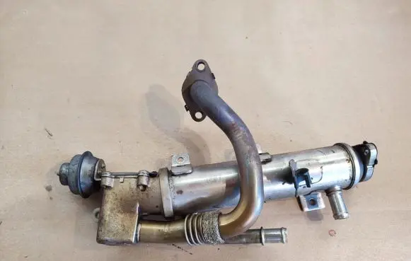 Audi A4 S4 B8 8K EGR valve cooler 03L131512AH