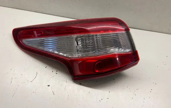 Nissan Qashqai Rear/tail lights 265554EA0a