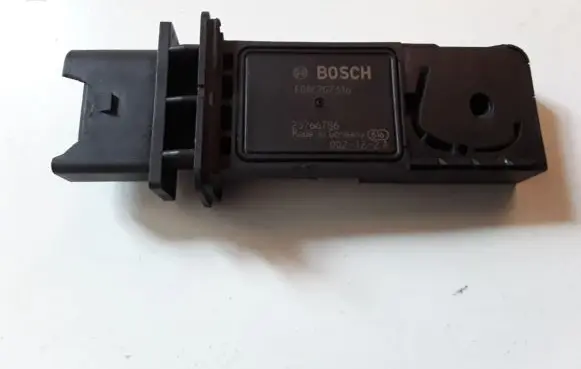 Audi A4 S4 B8 8K Mass air flow meter F00C2G7316