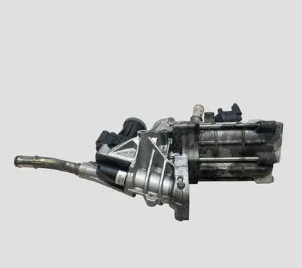 Jaguar XF X250 EGR valve cooler 9X2Q9U438DA