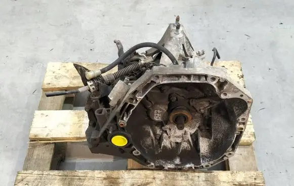 Dacia Dokker Manual 5 speed gearbox JR5341