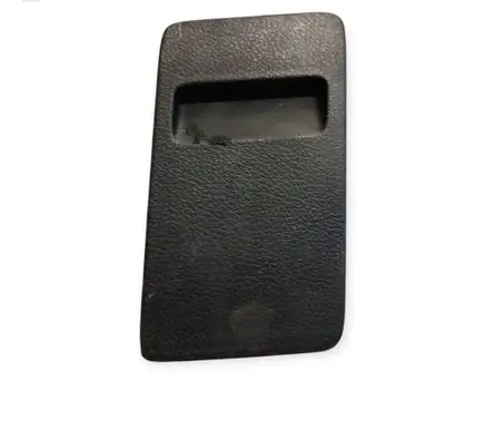 Subaru Legacy Fuse box cover 