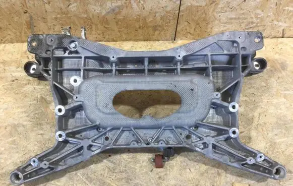 Land Rover Evoque II Front subframe K8d25c145 LR134730