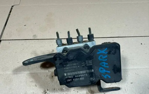 Chevrolet Spark ABS Pump 95996701 5WY7D01H
