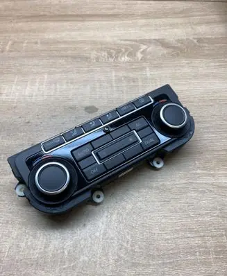 Volkswagen PASSAT B7 Climate control unit 5K0907044ER 5HB009746
