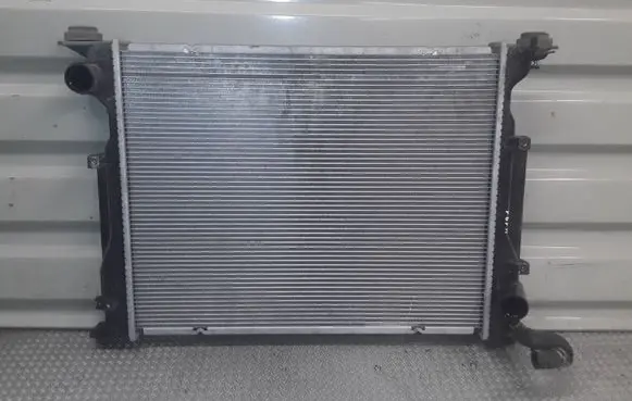Lexus IS 220D-250-350 Coolant radiator 