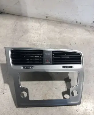 Volkswagen Golf VII Dash center air vent grill 5G1819728