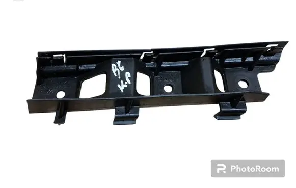 Volkswagen PASSAT B6 Front bumper mounting bracket 3C0807183