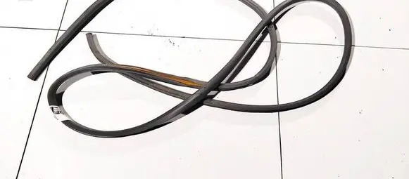 Nissan Micra Rubber seal front coupe door 