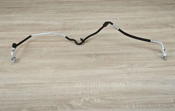 Air conditioning (A/C) pipe/hose