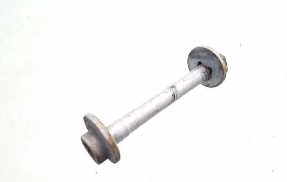 Mercedes-Benz E W212 Rear suspension camber bolt 