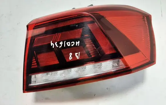 Volkswagen PASSAT B8 Rear/tail lights 3G9945096G