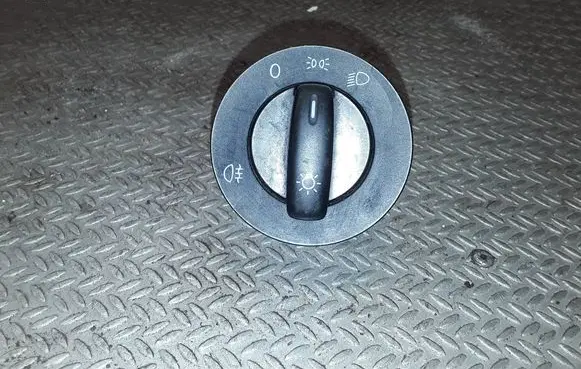 Volkswagen PASSAT B6 Light switch 1K0941431AH