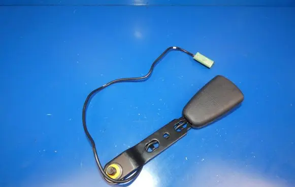 Volvo XC60 Front seatbelt buckle 