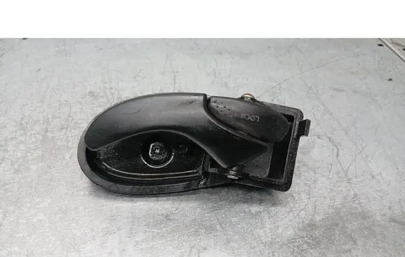 Ford Focus Front door interior handle 