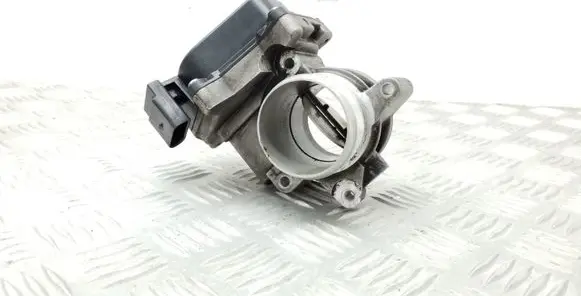 Volkswagen Golf VI Throttle valve 03L128063L