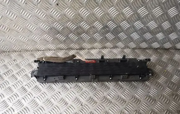 Renault Scenic II - Grand scenic II Speedometer (instrument cluster) P8200704463A 8200704463A
