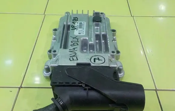Hyundai Santa Fe Torque split ecu control unit/module 954403BGB0 UP183