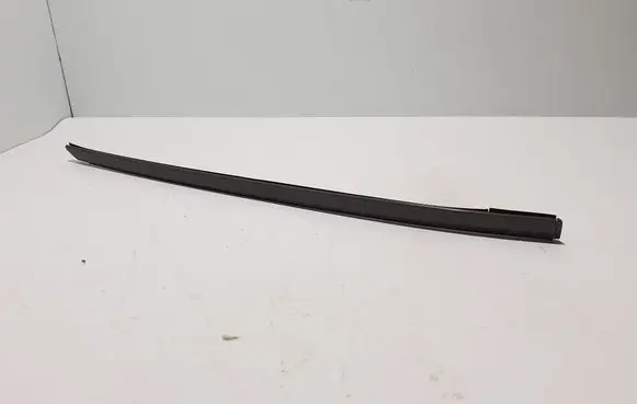 BMW 5 G30 G31 G38 Windshield trim 7443695