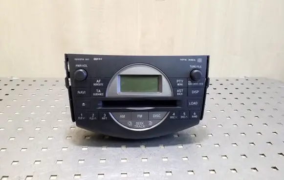 Toyota RAV 4 (XA30) Radio/CD/DVD/GPS head unit 8612042220 CQTT3571A