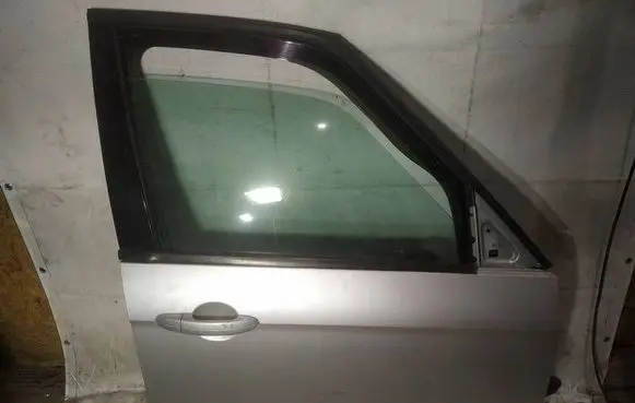 Ford Galaxy Front door pilkos