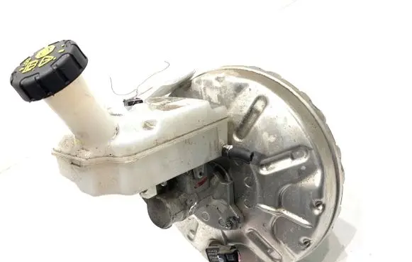 Renault Captur II Brake booster 472106191RT