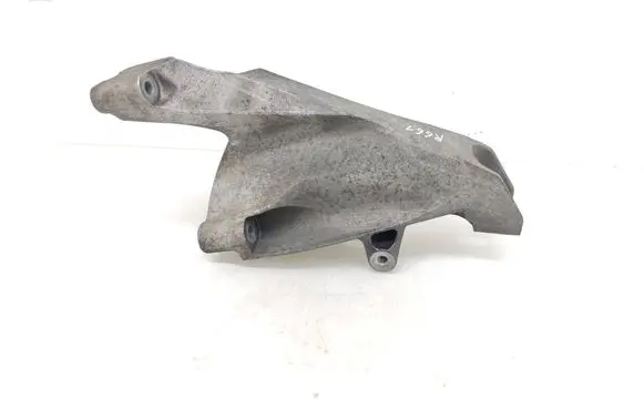 Volkswagen Transporter - Caravelle T5 Engine mounting bracket 7H0199370N