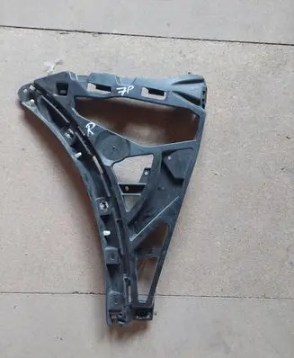 Porsche Cayenne (92A) Front bumper mounting bracket 7P5807178B