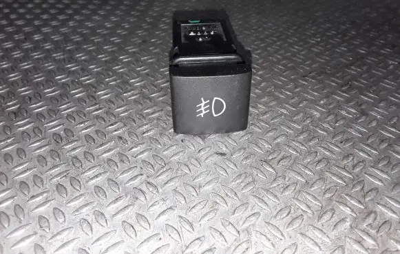 Fog light switch