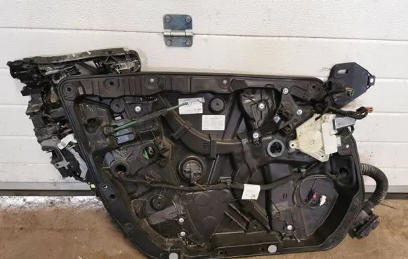 Mercedes-Benz GLC X253 C253 Front door card panel trim A2050047499 A2050047099 A2139051400