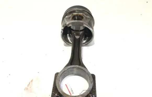 Audi A5 8T 8F Piston with connecting rod CJCA