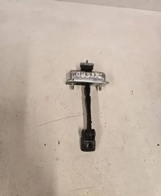 Opel Corsa D Front door check strap stopper 13180682