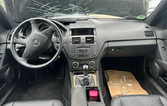 Mercedes-Benz C W204 Dashboard 