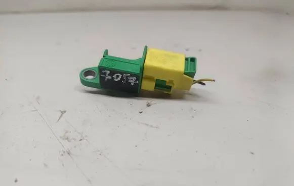Audi Q7 4L Airbag deployment crash/impact sensor 5WK43544 1K0909606C