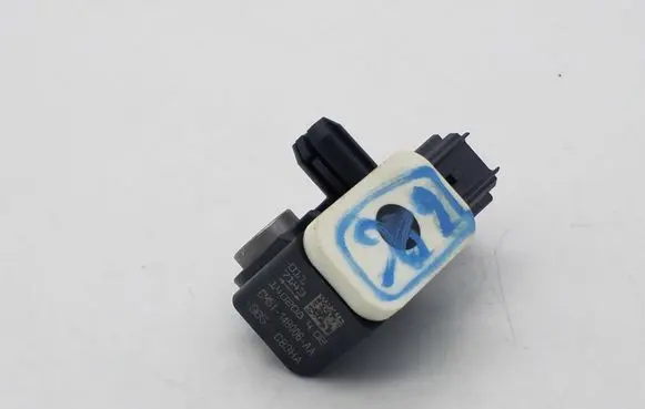 Ford Focus Airbag deployment crash/impact sensor CM5T14B006AA C83HA