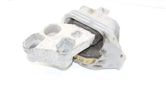 Mercedes-Benz A W176 Engine mount bracket A2462400617