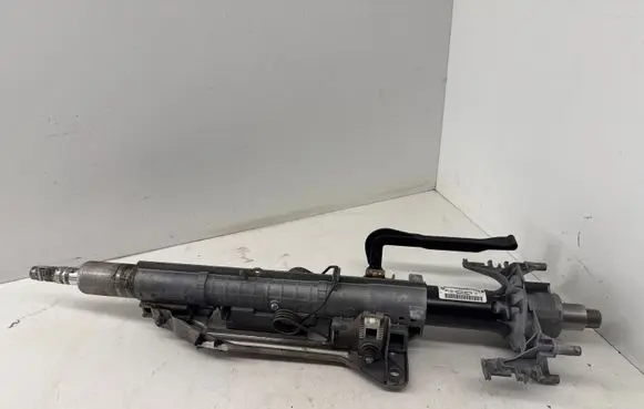 BMW X1 E84 Steering wheel axle 6784867