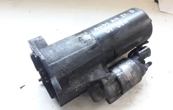 Audi A4 S4 B7 8E 8H Starter motor