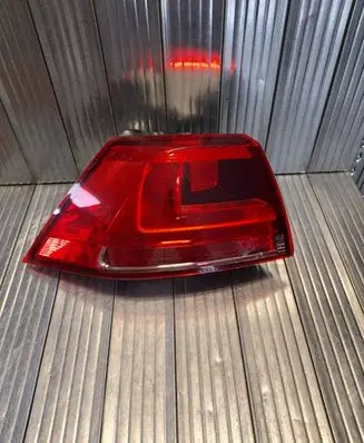 Volkswagen Golf VII Rear/tail lights 5GM945095B