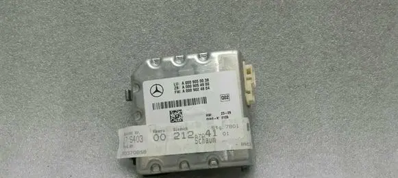 Mercedes-Benz E W212 Windshield/windscreen camera A0009050038